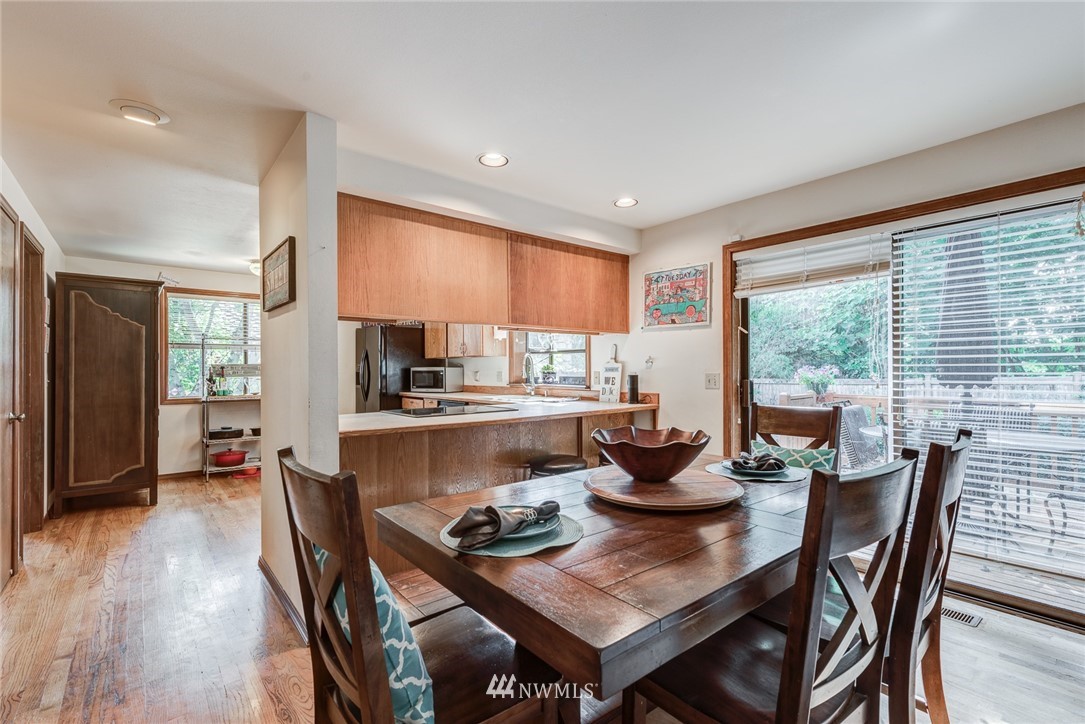 14929 104th Avenue Northeast Bothell, WA 98011 - Photo 22 of 39 Gallery Image 22