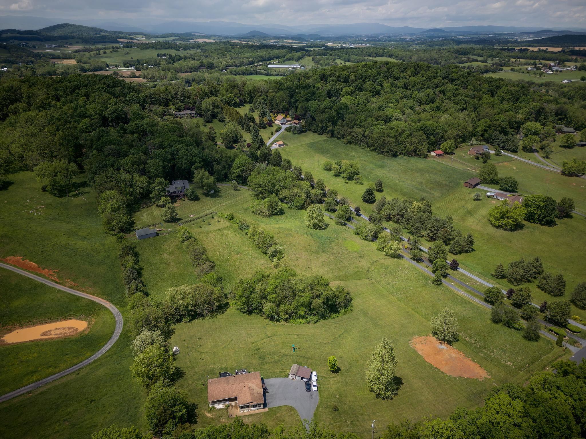 619 Dices Spring Road Weyers Cave, VA 24486 - Photo 6 of 74 Gallery Image 6