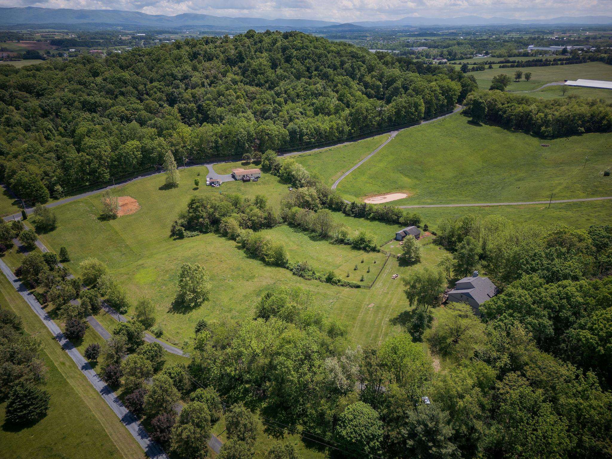 619 Dices Spring Road Weyers Cave, VA 24486 - Photo 8 of 74 Gallery Image 8