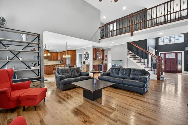 $850,000 | 11050 Siena Drive, Frankfort, IL 60423