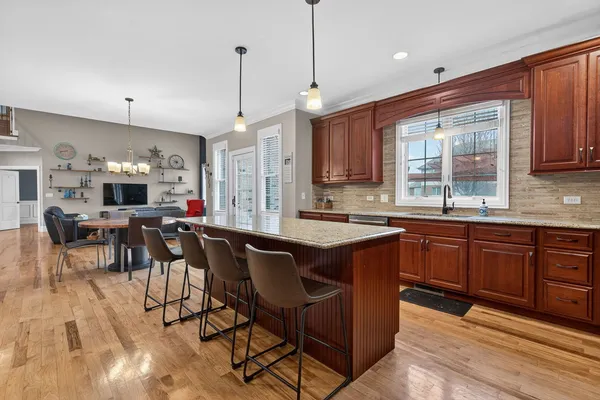 $850,000 | 11050 Siena Drive, Frankfort, IL 60423
