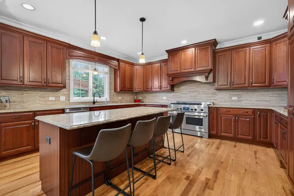 $850,000 | 11050 Siena Drive, Frankfort, IL 60423
