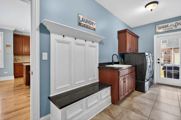 $850,000 | 11050 Siena Drive, Frankfort, IL 60423