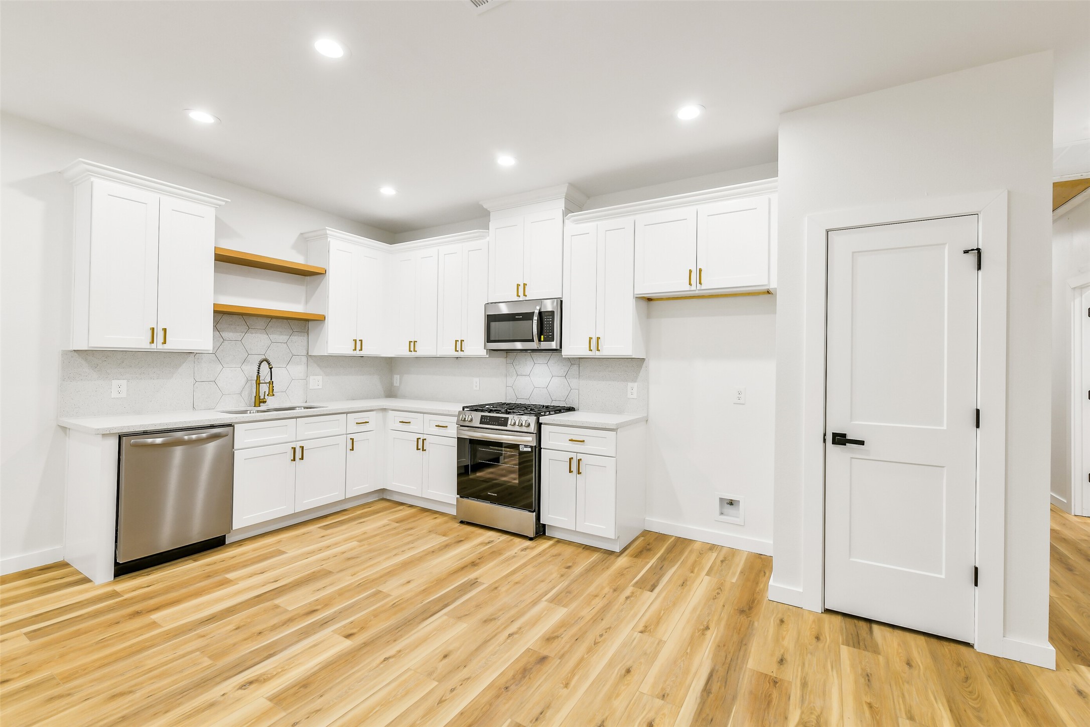 6103 Cavalier Street Houston, TX 77087 - Photo 41 of 50