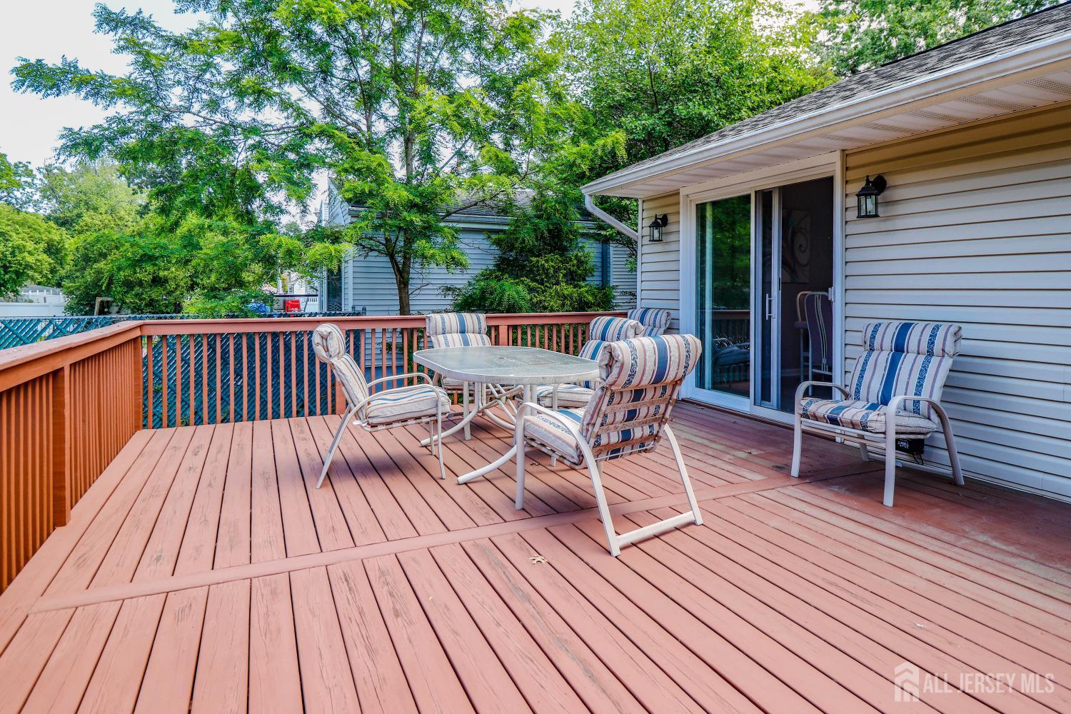 5 Overhill Road East Brunswick, NJ 08816 - Photo 34 of 38