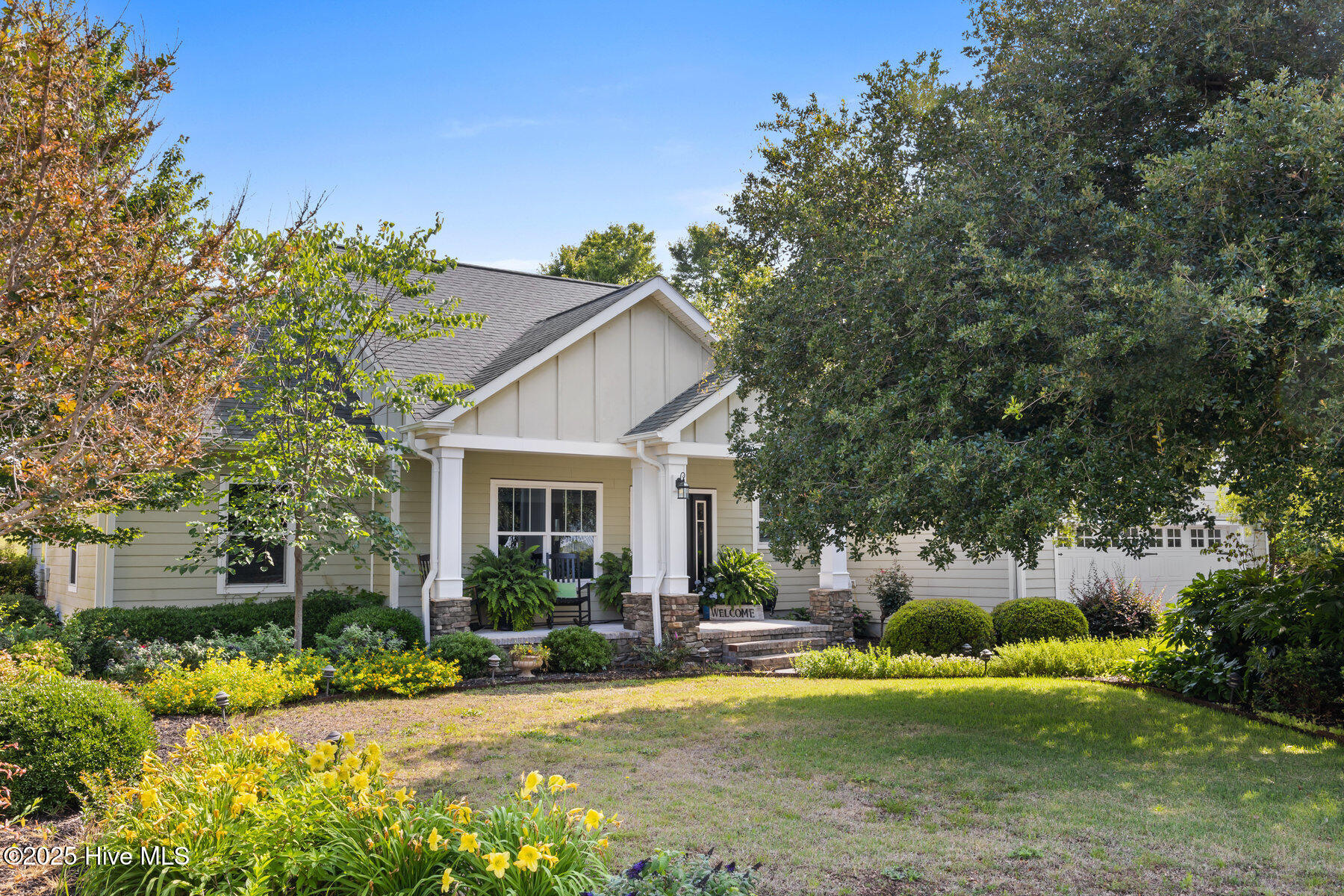 5994_gray_squirrel_path-02_666