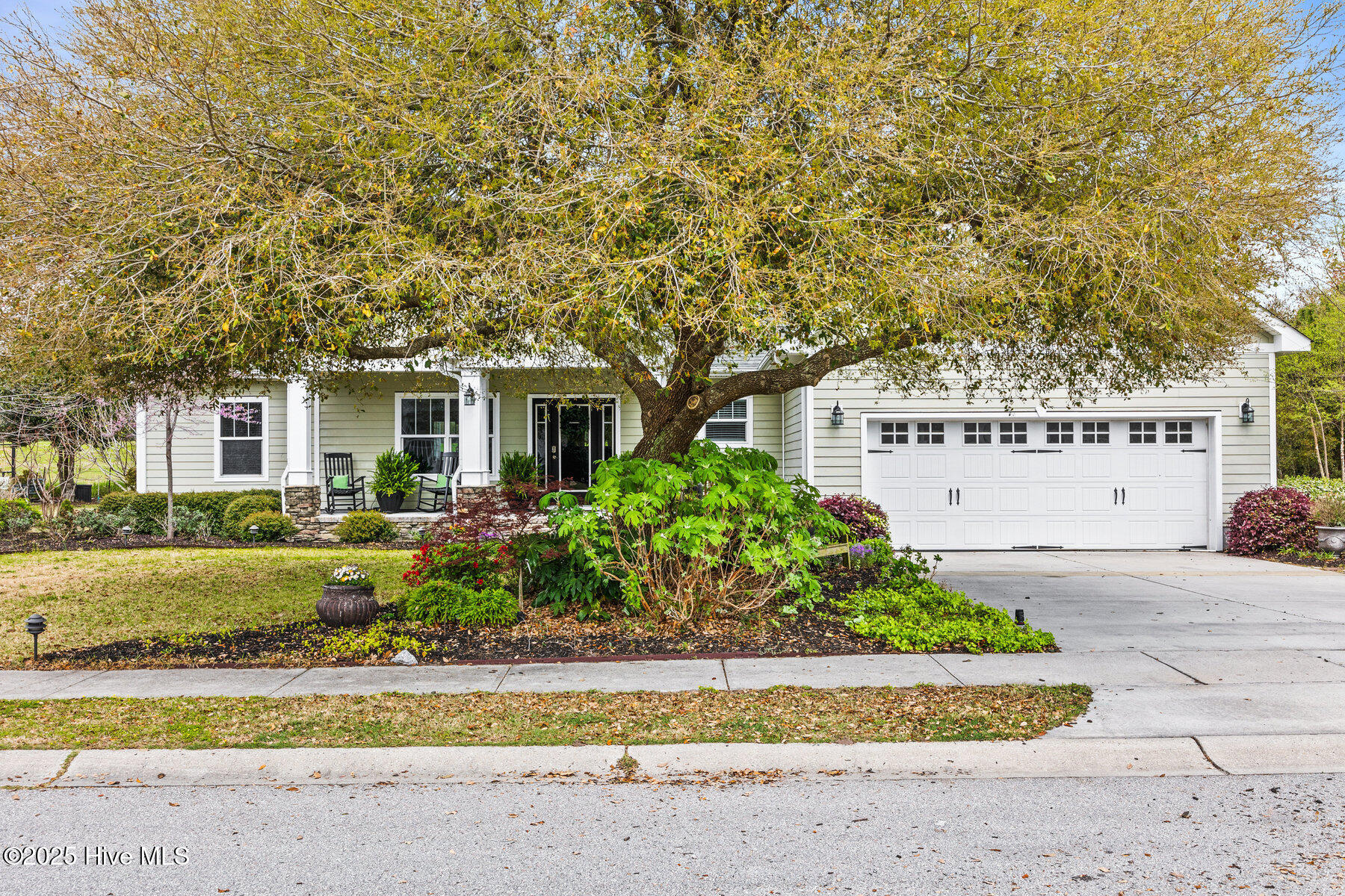 5994 Gray Squirrel Path Southport, NC 28461 - Photo 5 of 57 003_5994_gray_squirrel_path-3_646