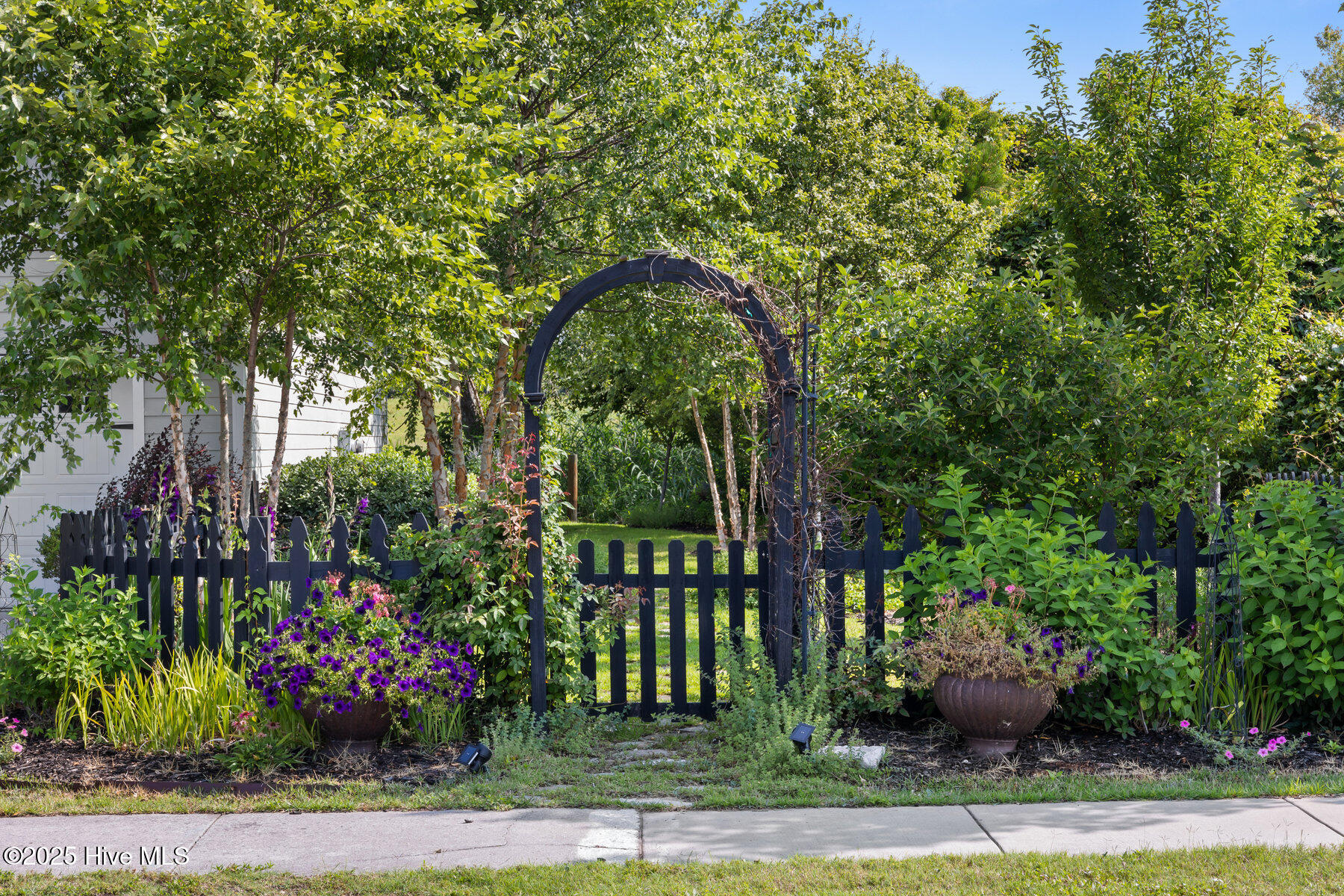 5994 Gray Squirrel Path Southport, NC 28461 - Photo 6 of 57 5994_gray_squirrel_path-05_922