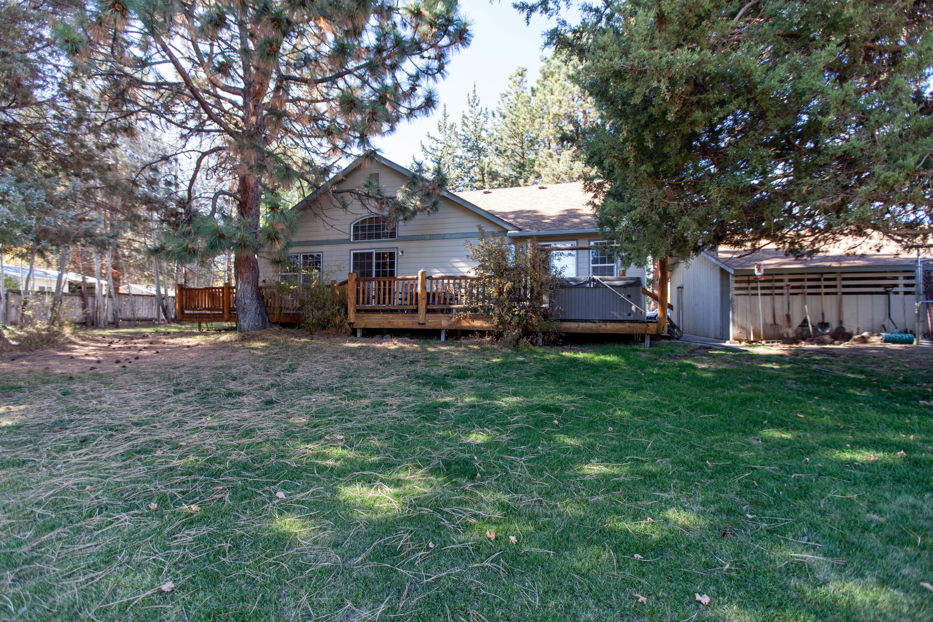 60436 Rimfire Road Bend, OR 97702 - Photo 17 of 27 18