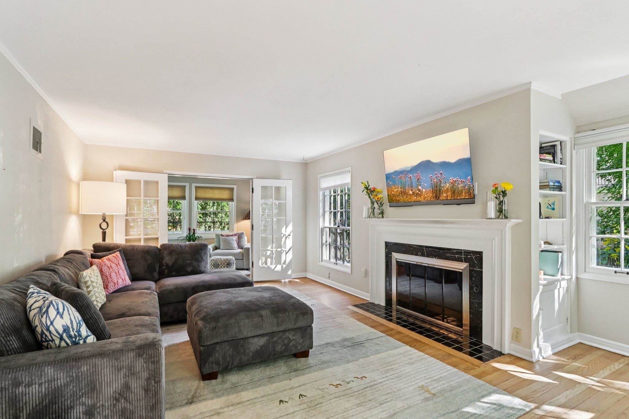 725 Seneca Place Madison, WI 53711 - Photo 11 of 86