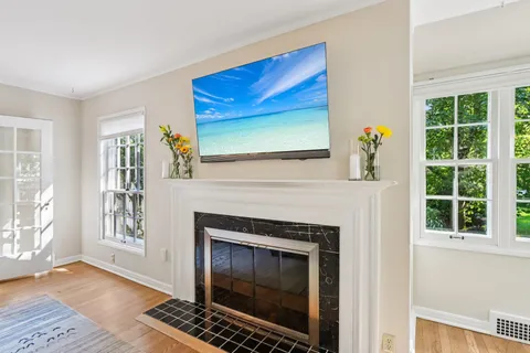 $1,150,000 | 725 Seneca Place, Madison, WI 53711