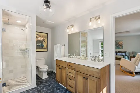 $1,150,000 | 725 Seneca Place, Madison, WI 53711