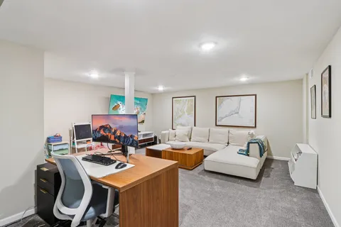 $1,150,000 | 725 Seneca Place, Madison, WI 53711