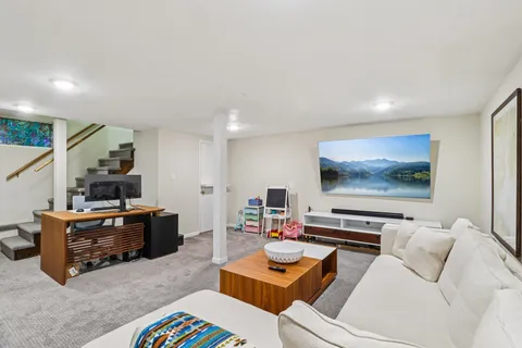 $1,150,000 | 725 Seneca Place, Madison, WI 53711