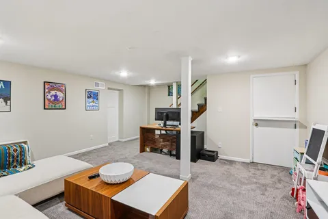 $1,150,000 | 725 Seneca Place, Madison, WI 53711