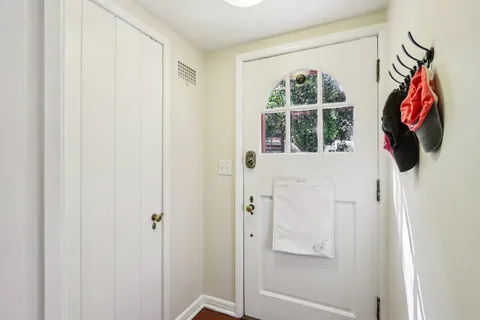 $1,150,000 | 725 Seneca Place, Madison, WI 53711