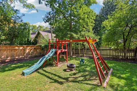 $1,150,000 | 725 Seneca Place, Madison, WI 53711