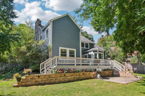 $1,150,000 | 725 Seneca Place, Madison, WI 53711