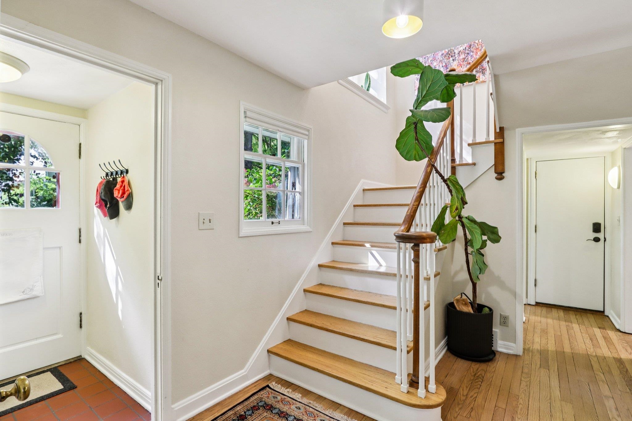 725 Seneca Place Madison, WI 53711 - Photo 9 of 86