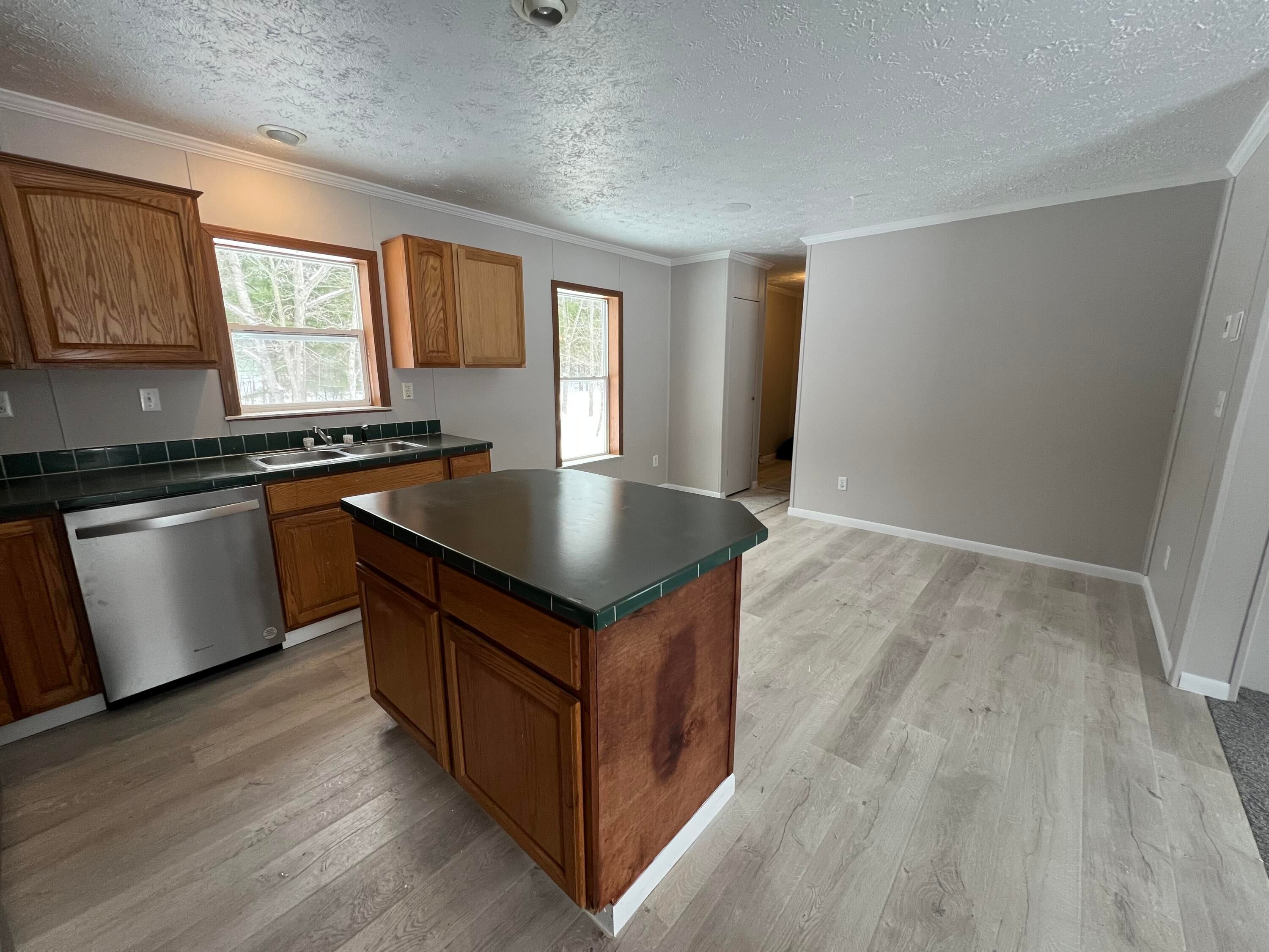 2921 South Extension Road Cheboygan, MI 49721 - Photo 9 of 17 Gallery Image 9