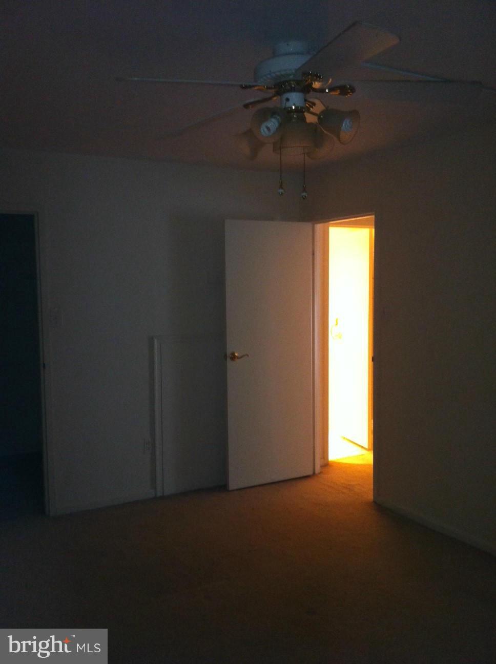 6147 Edsall Road, Unit H Alexandria, VA 22304 - Photo 10 of 13 a view of empty room with a fan