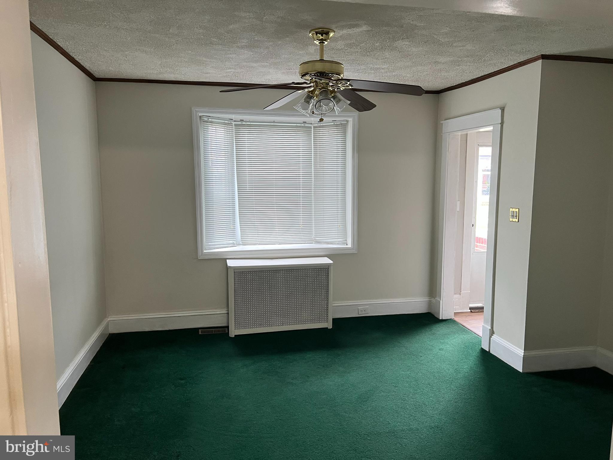 7050 Belclare Road Dundalk, MD 21222 - Photo 5 of 12 Gallery Image 5