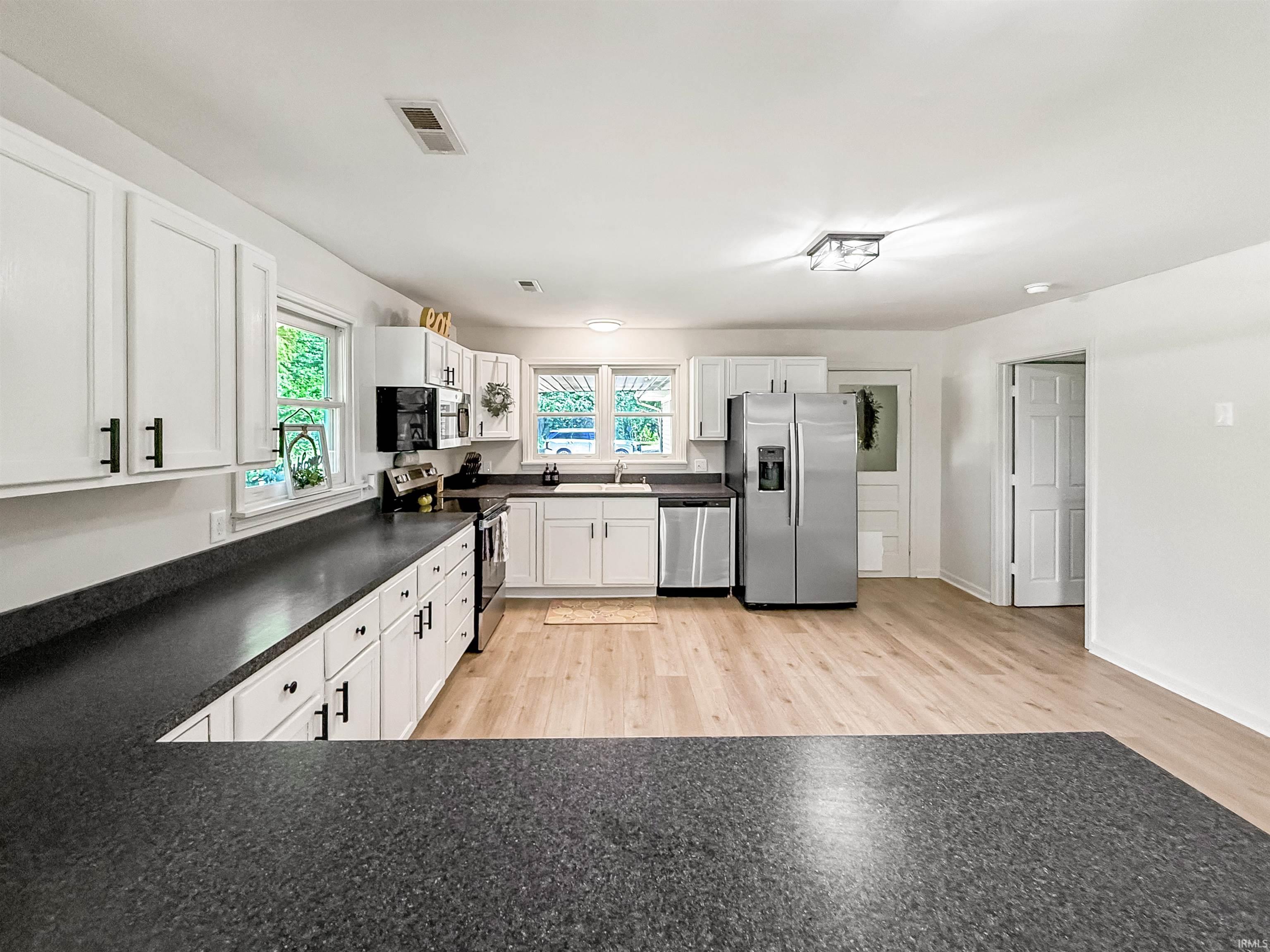 422 Old Plank Road Boonville, IN 47601 - Photo 6 of 28