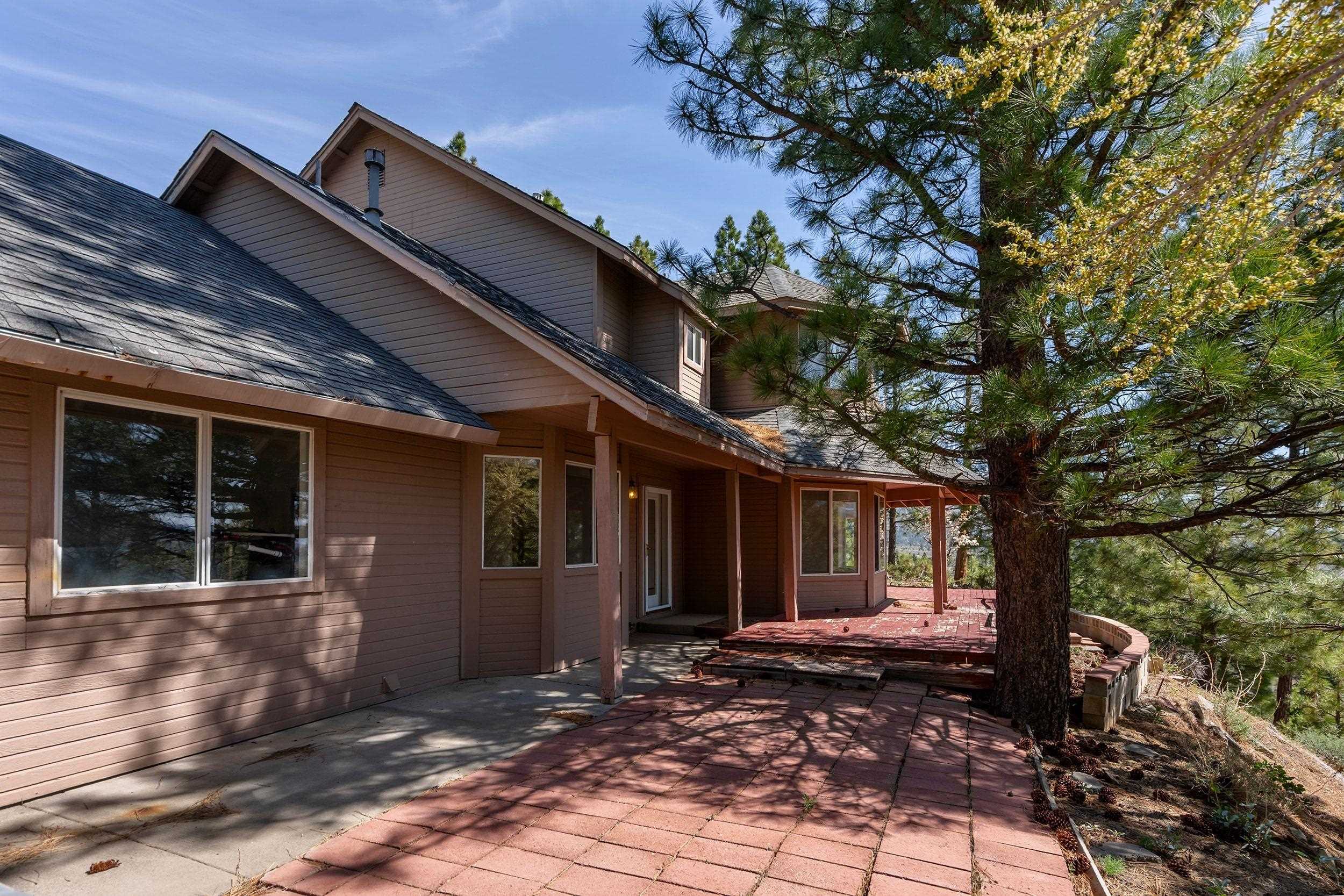 1020 Sunrise Creek Road Loyalton, CA 96118 - Photo 15 of 27 a view of a house with a tree