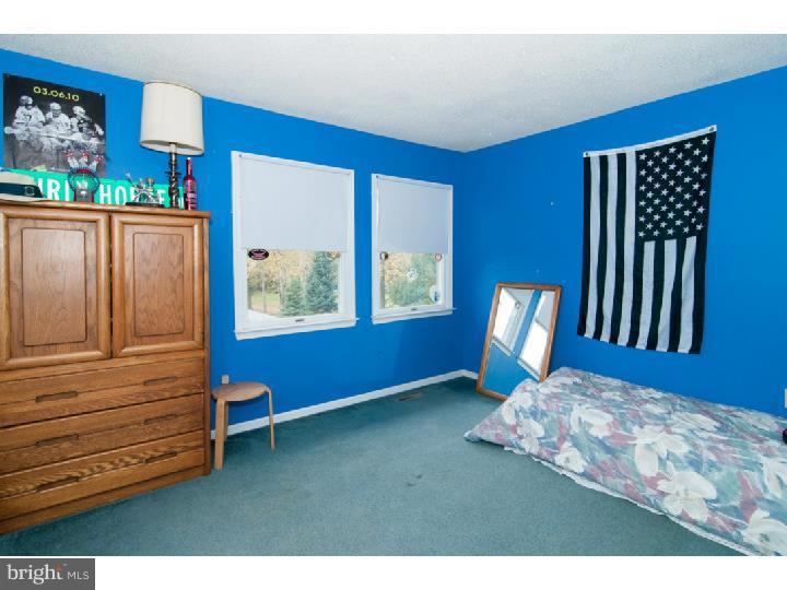 5822 Limeport Road Emmaus, PA 18049 - Photo 17 of 24 Bedroom 3