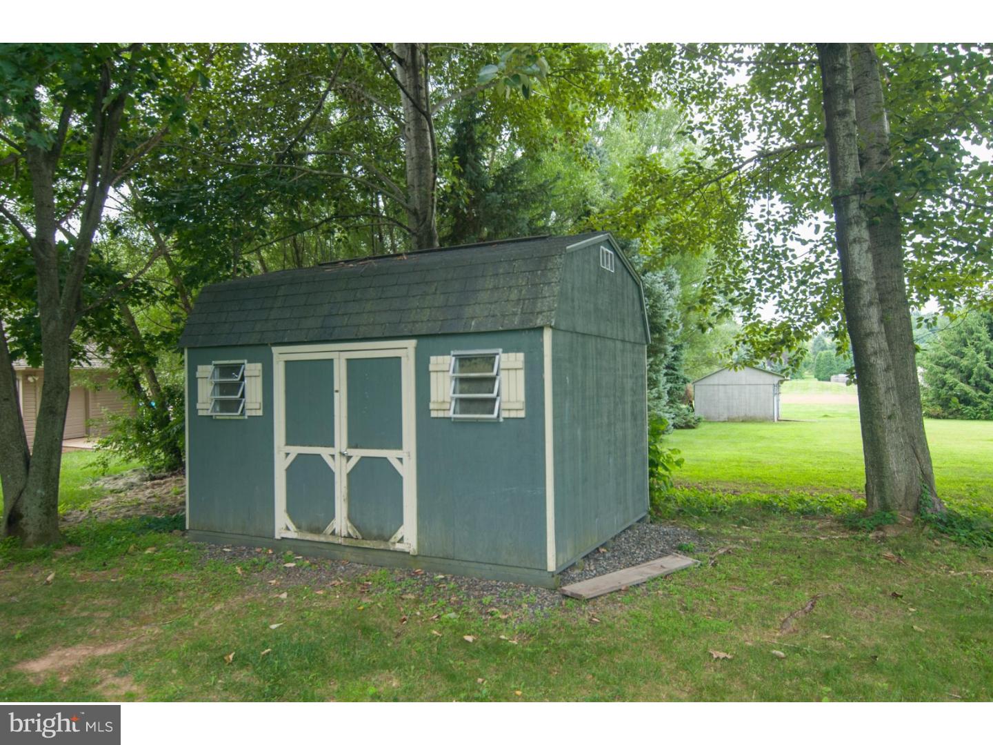 5822 Limeport Road Emmaus, PA 18049 - Photo 23 of 24 Gallery Image 23