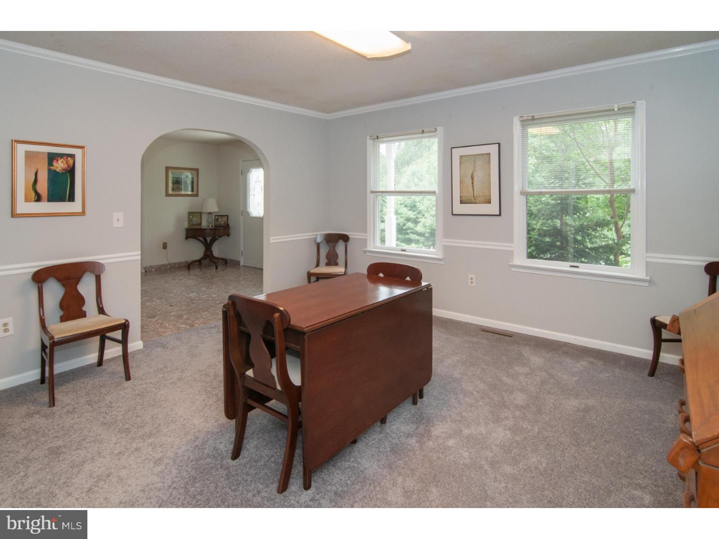 5822 Limeport Road Emmaus, PA 18049 - Photo 6 of 24 Gallery Image 6