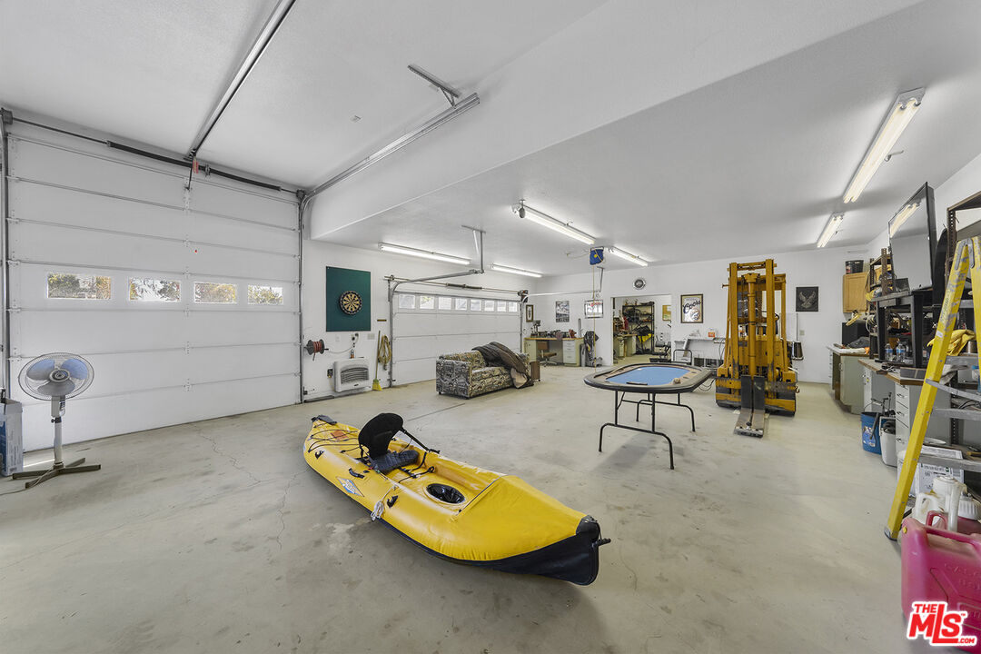 8391 Hillside Road Rancho Cucamonga, CA 91701 - Photo 26 of 51 a view of a room with gym equipment