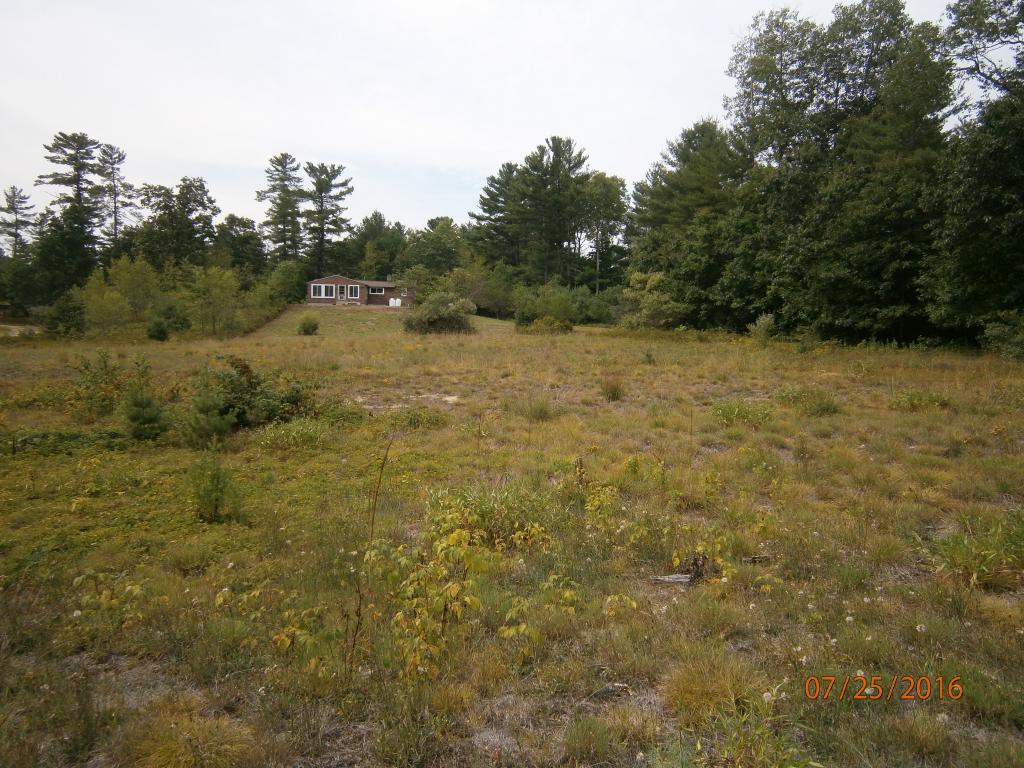 122 Chester Road Raymond, NH 03077 - Photo 2 of 14