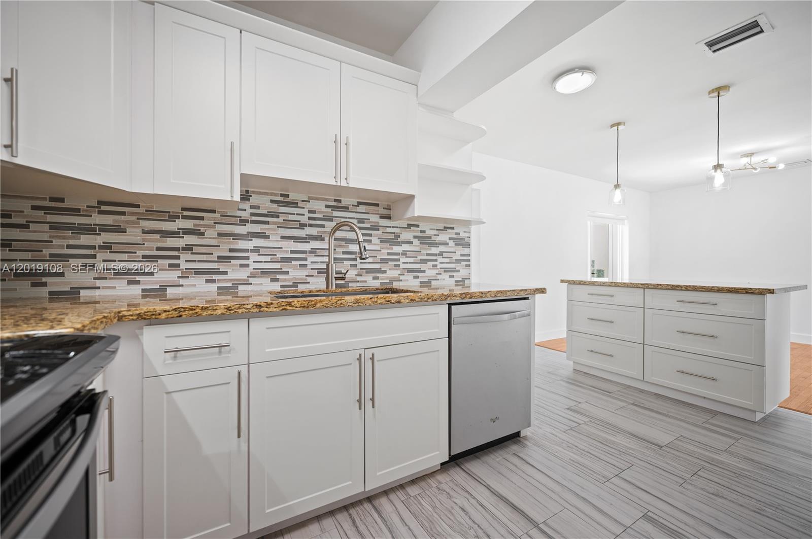 5181 Southwest 5th Street Miami, FL 33134 - Photo 12 of 29