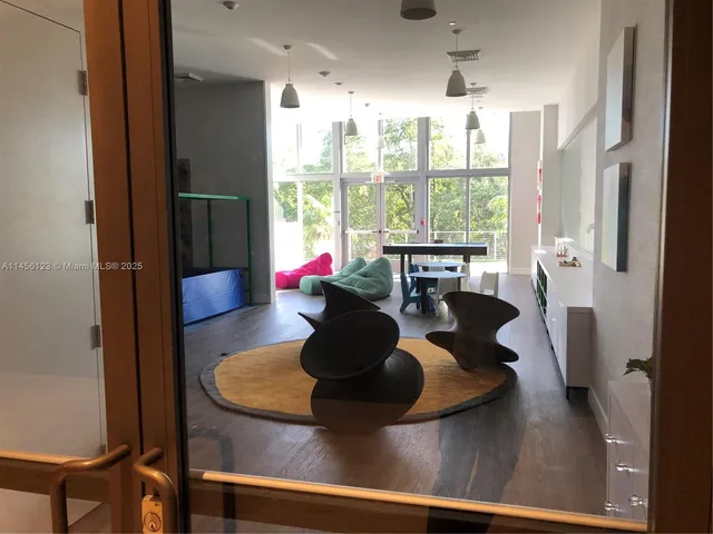 $705,000 | 16385 Biscayne Boulevard, Unit 1417, North Miami Beach, FL 33160