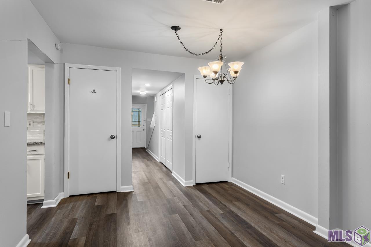 8335 Summa Avenue, Unit E4 Baton Rouge, LA 70809 - Photo 6 of 13 Gallery Image 6