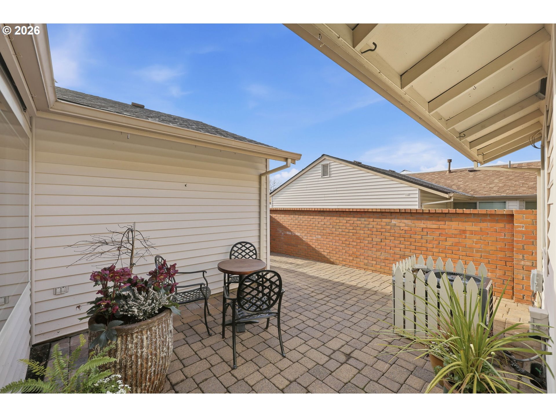 15765 Southwest Greens Way Portland, OR 97224 - Photo 4 of 32