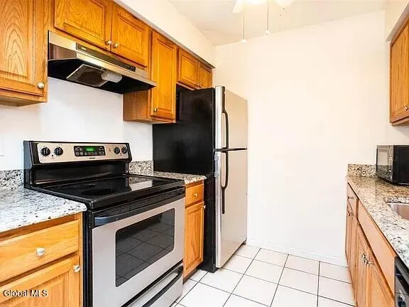 $1,825 | 161 Cedarview Lane, Colonie, NY 12189