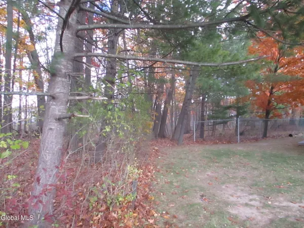 $1,825 | 161 Cedarview Lane, Colonie, NY 12189