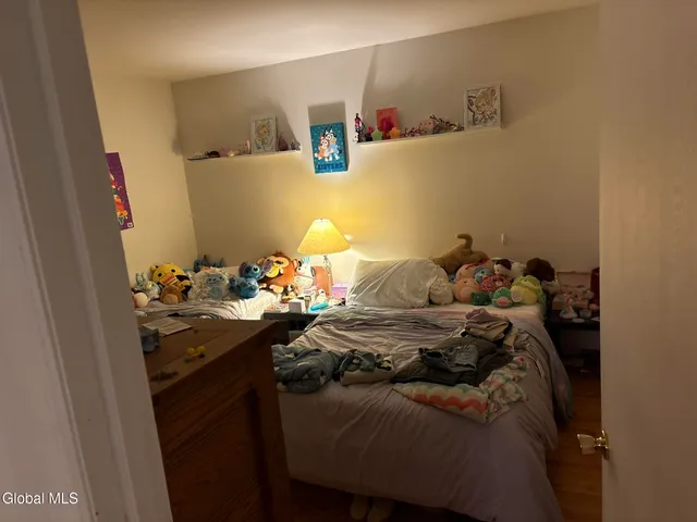 $1,825 | 161 Cedarview Lane, Colonie, NY 12189