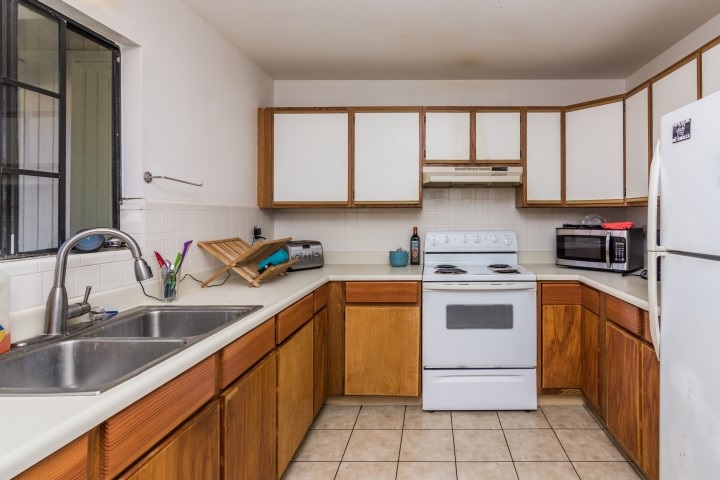 158 Hui Rd F Lahaina, HI 96761 - Photo 5 of 17 Gallery Image 5