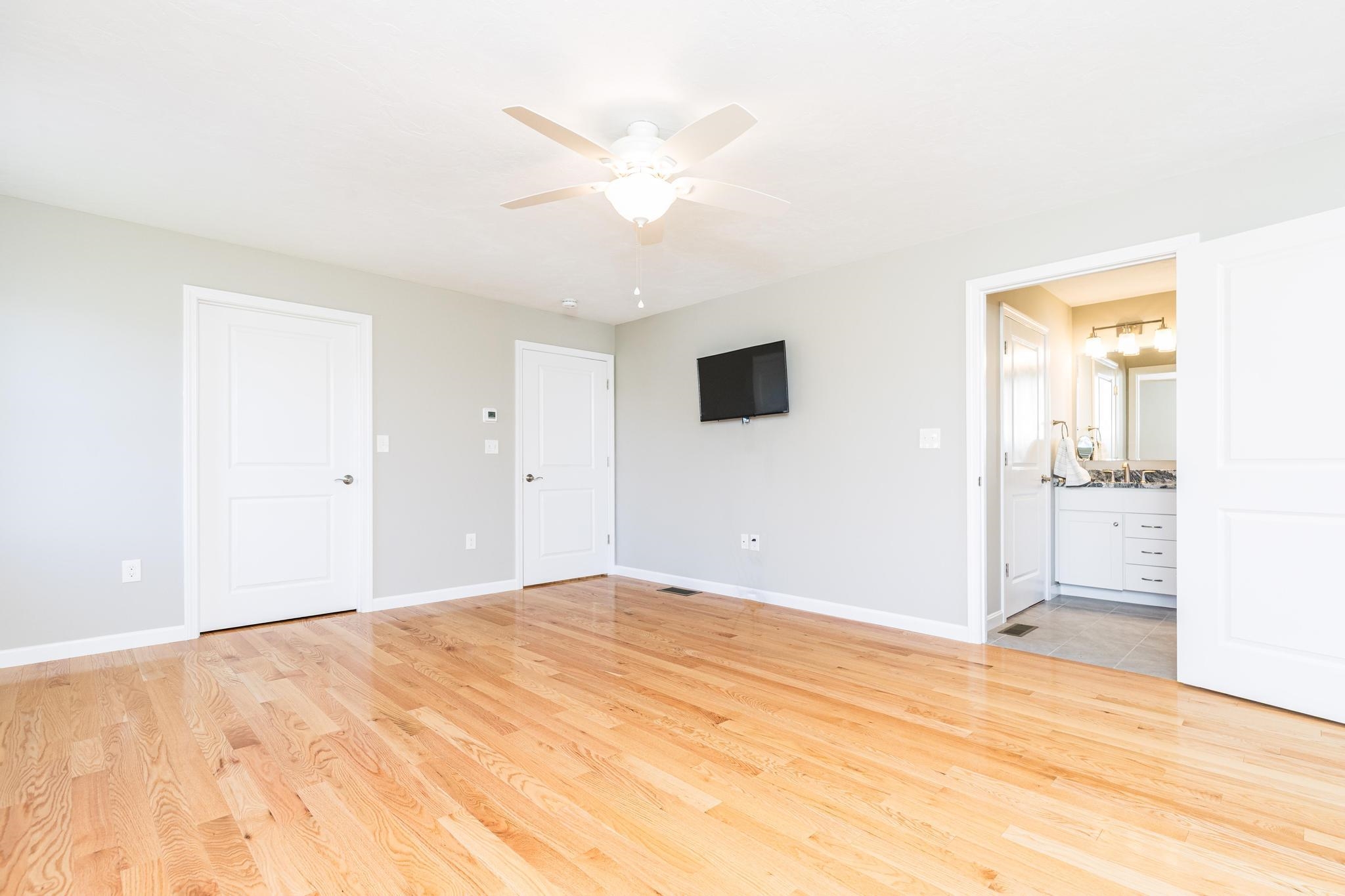 6 Chadwick Circle Windham, NH 03087 - Photo 16 of 22