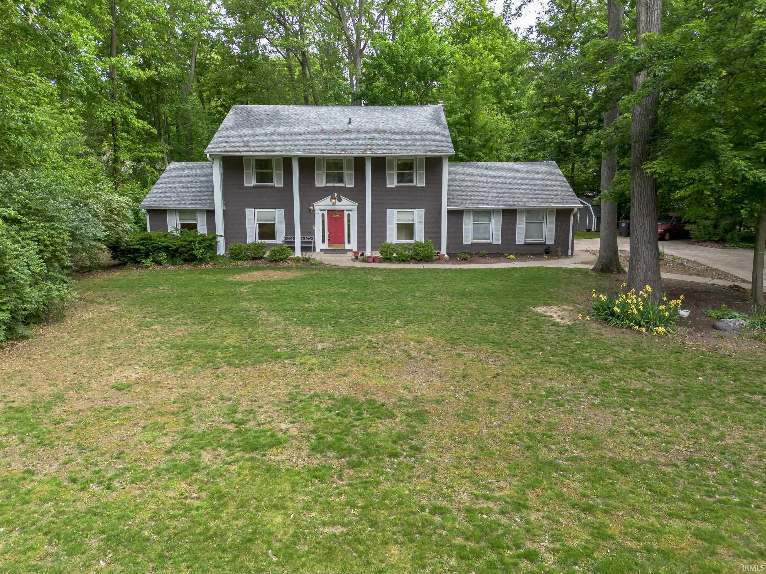 10530 Uncas Trail Fort Wayne, IN 46804 - Photo 1 of 36
