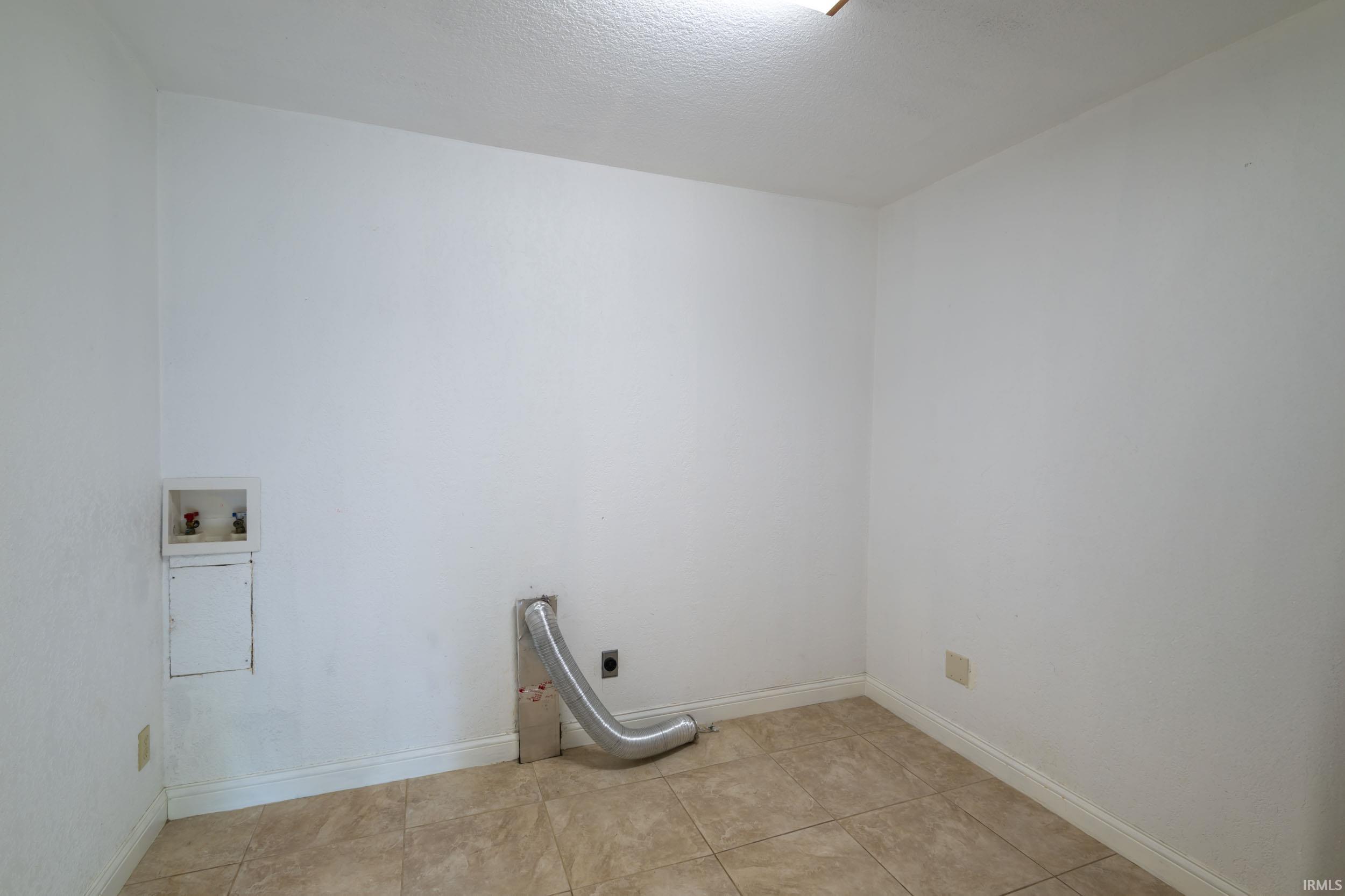 10530 Uncas Trail Fort Wayne, IN 46804 - Photo 19 of 36