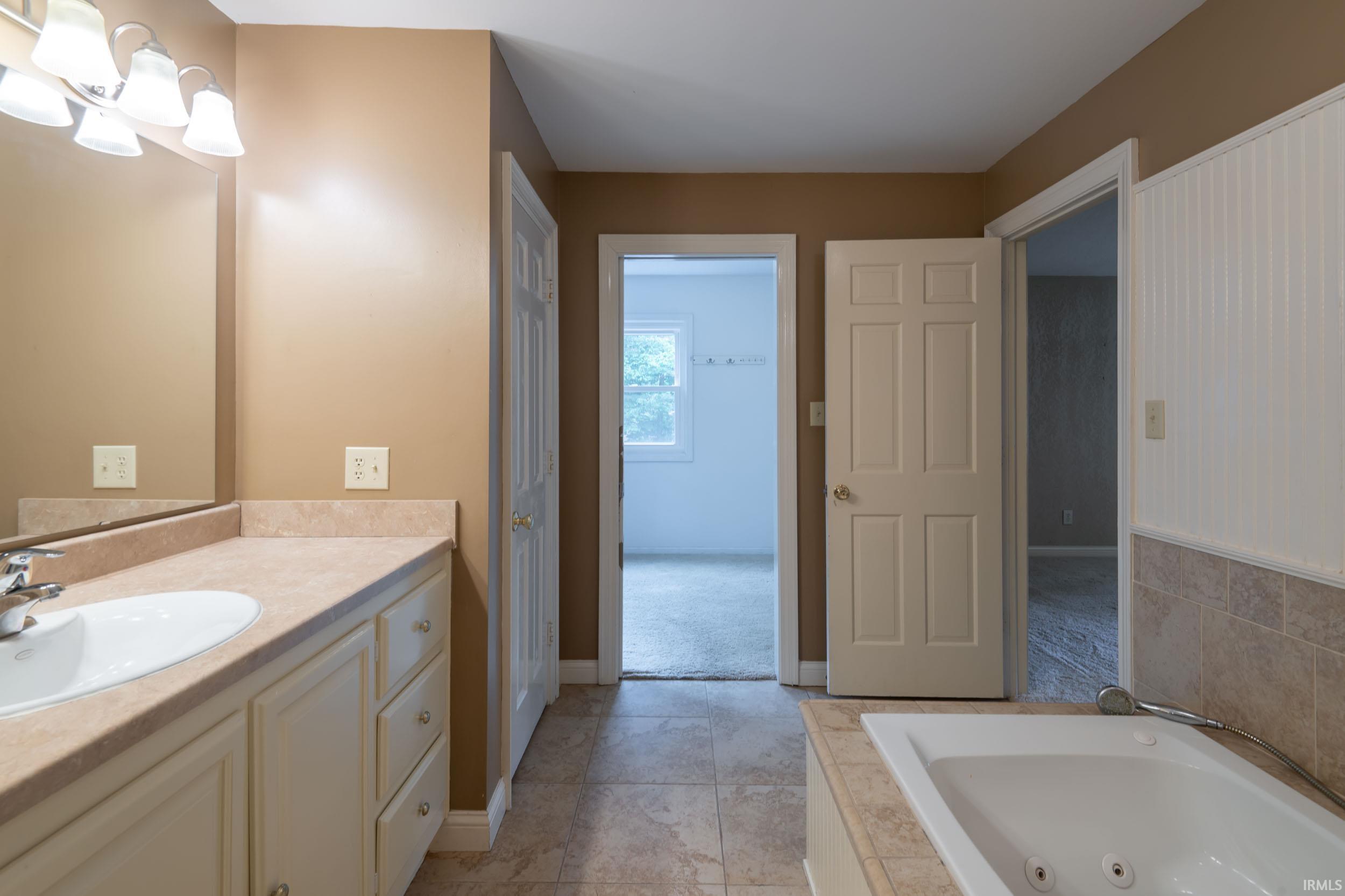 10530 Uncas Trail Fort Wayne, IN 46804 - Photo 25 of 36