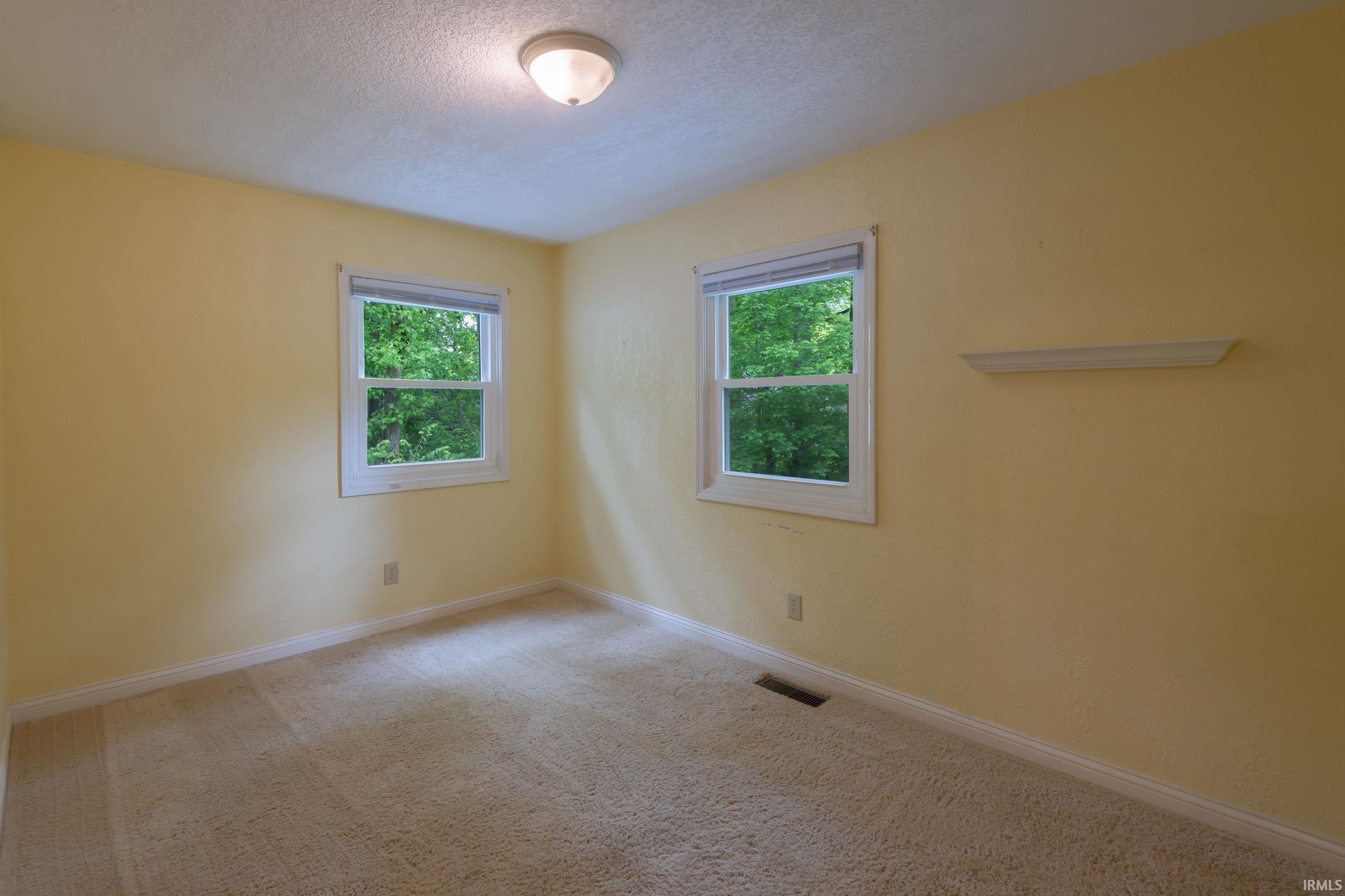 10530 Uncas Trail Fort Wayne, IN 46804 - Photo 28 of 36