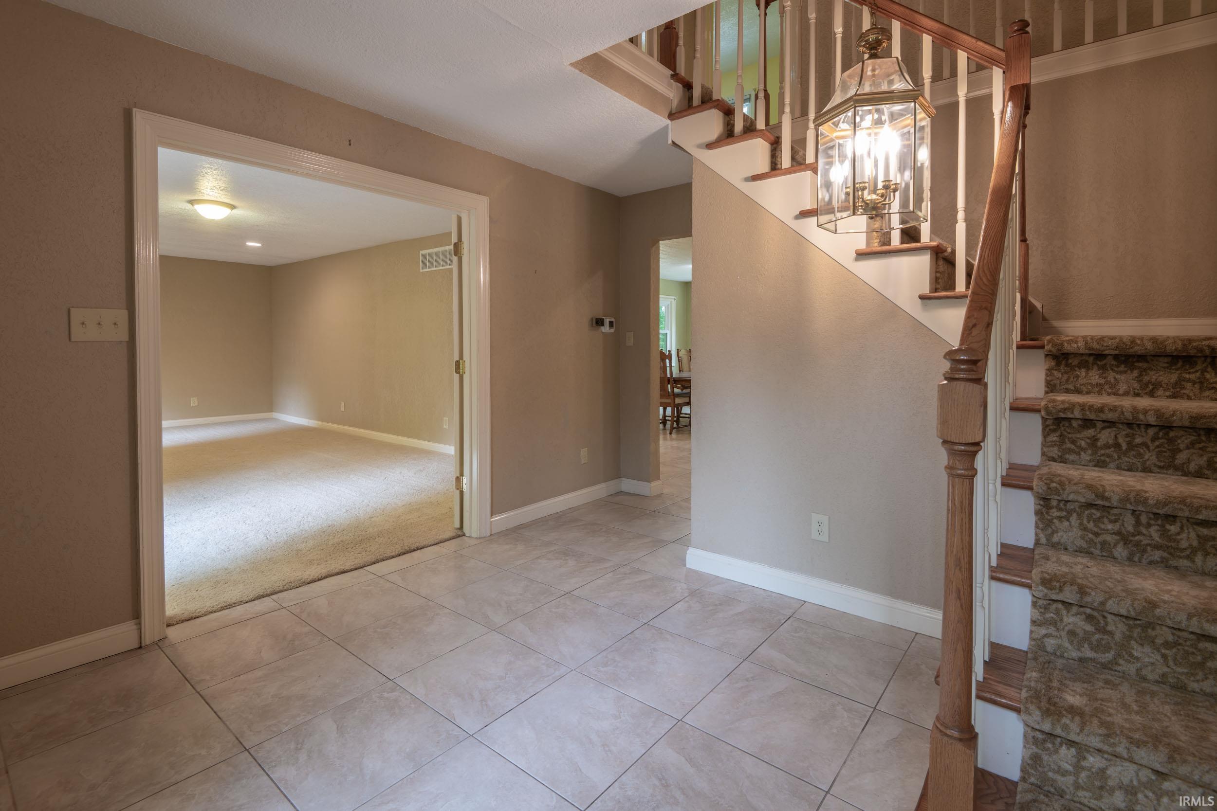 10530 Uncas Trail Fort Wayne, IN 46804 - Photo 6 of 36