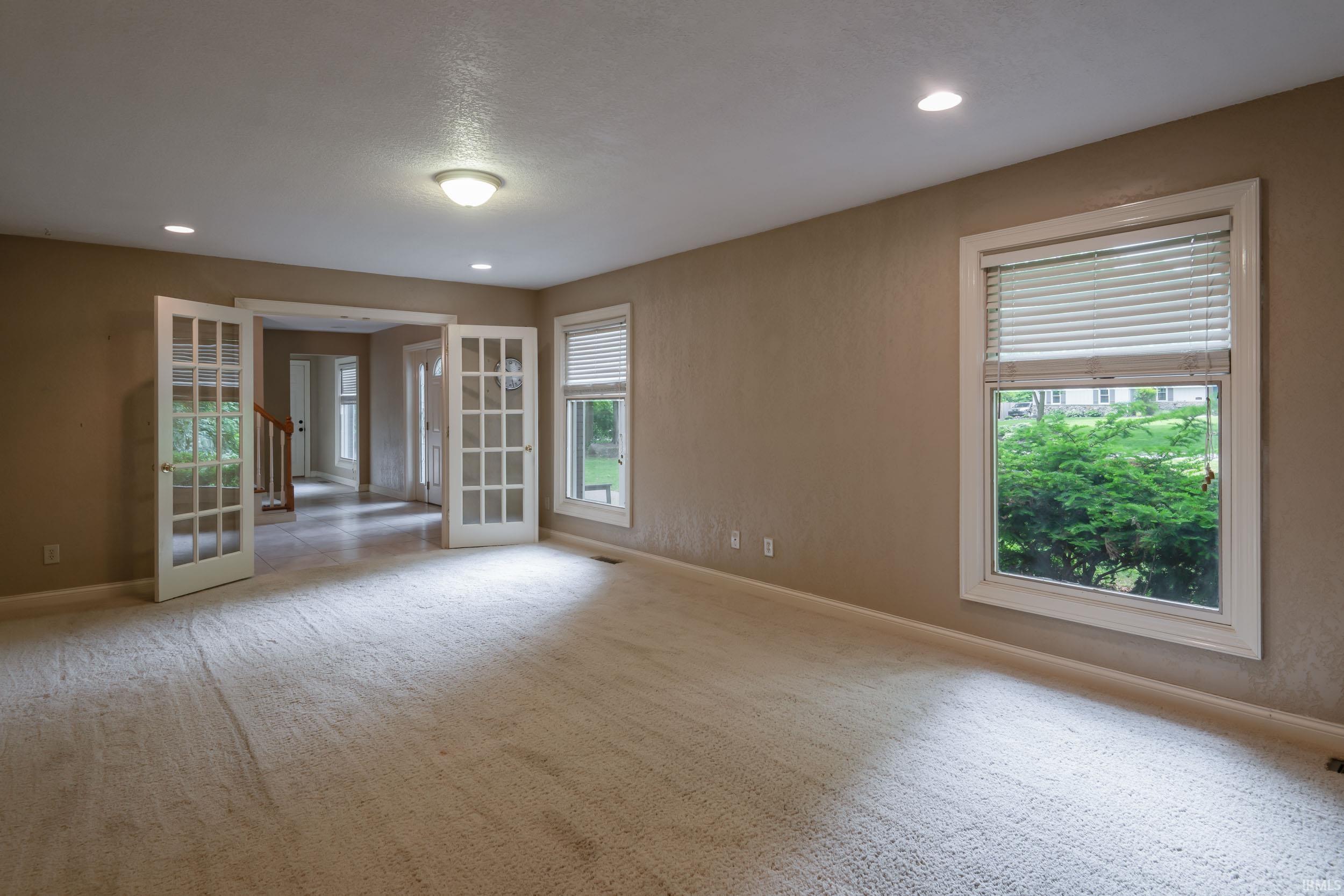 10530 Uncas Trail Fort Wayne, IN 46804 - Photo 8 of 36