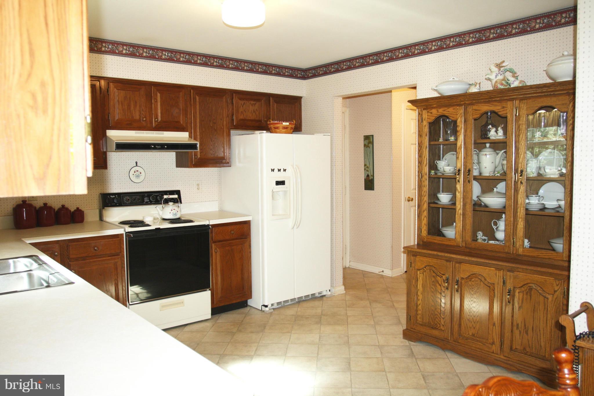 323 Rachaels Way Prince Frederick, MD 20678 - Photo 11 of 30 Kitchen