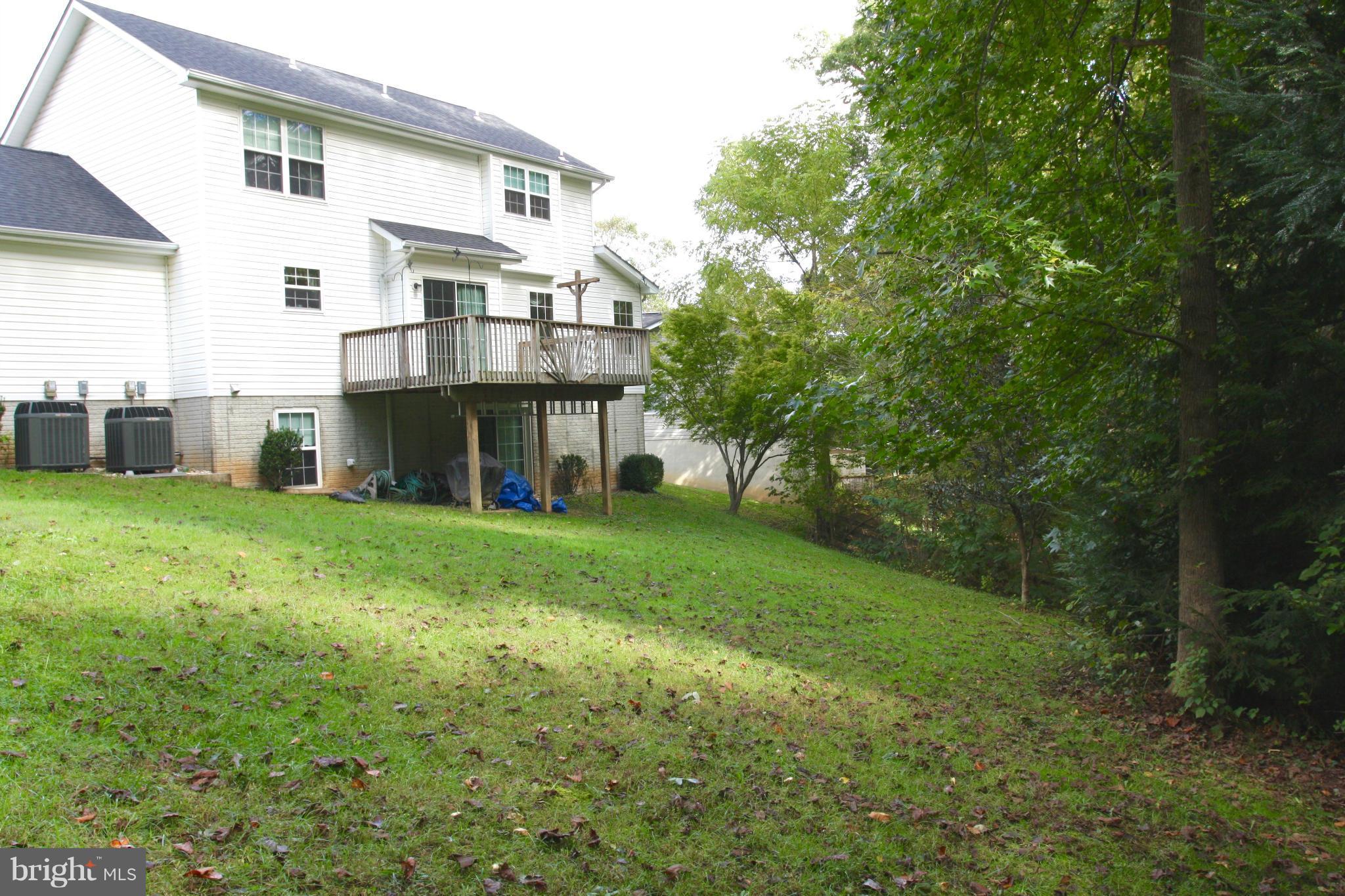 323 Rachaels Way Prince Frederick, MD 20678 - Photo 27 of 30 Exterior (Rear)